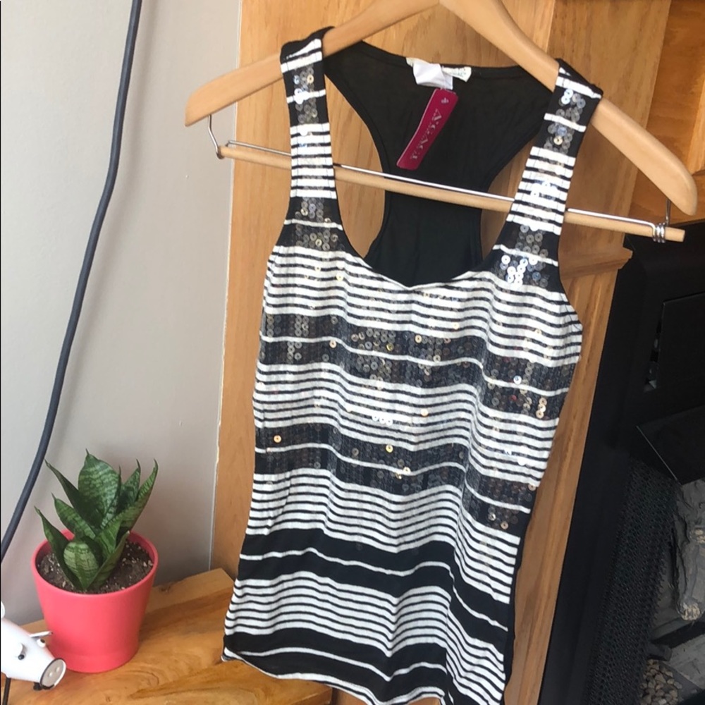 A’Gaci sequence tank small